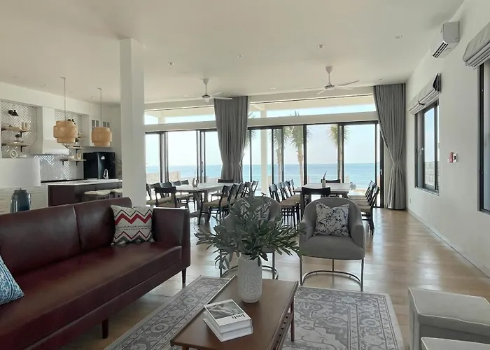 Yên Beachfront Biệt thự *