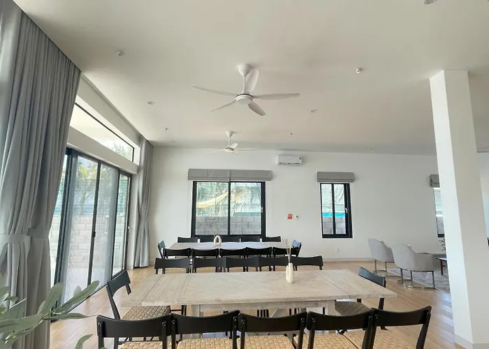 Yên Beachfront *